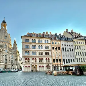 Neumarkt Апарт-отель